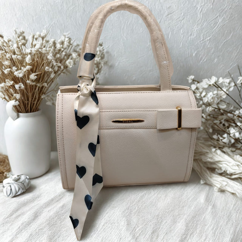 Chic White  Handbag With Heart Print Scarf